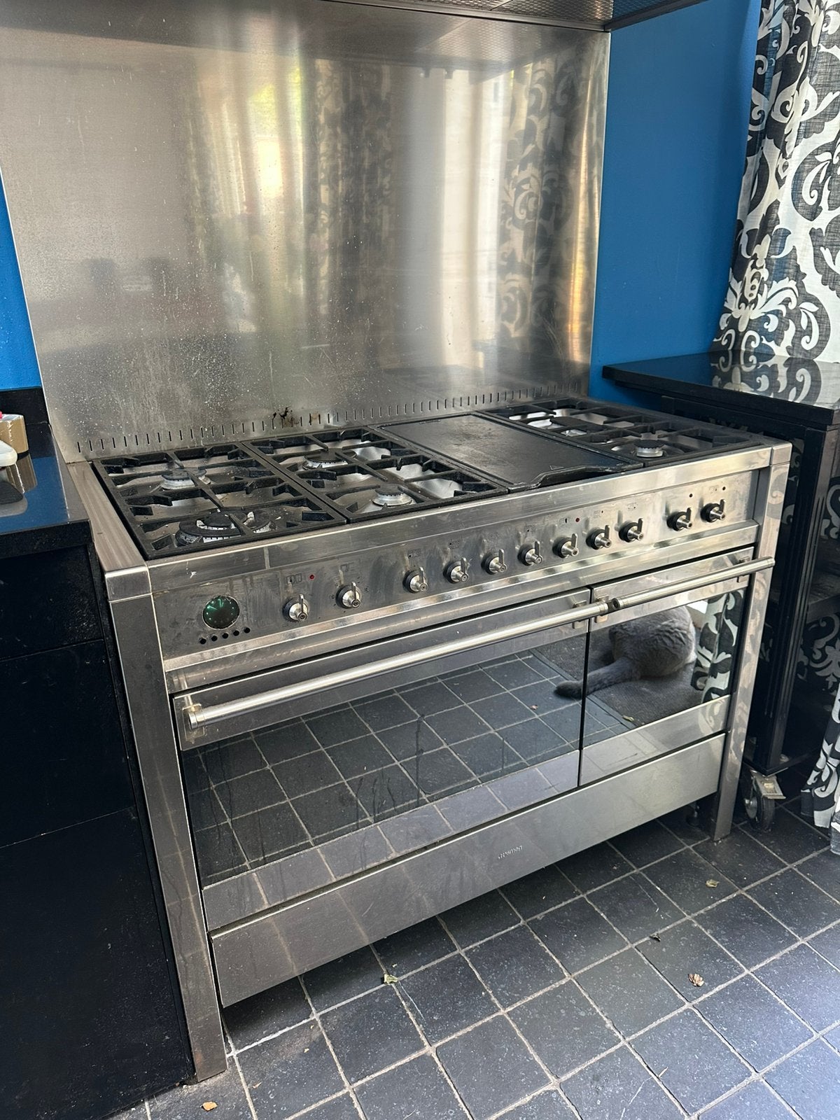 Keuken, fornuis, kranen en spoelbakken, aanrechtblad, Ophalen, Gebruikt, Wit, Graniet of Steen
