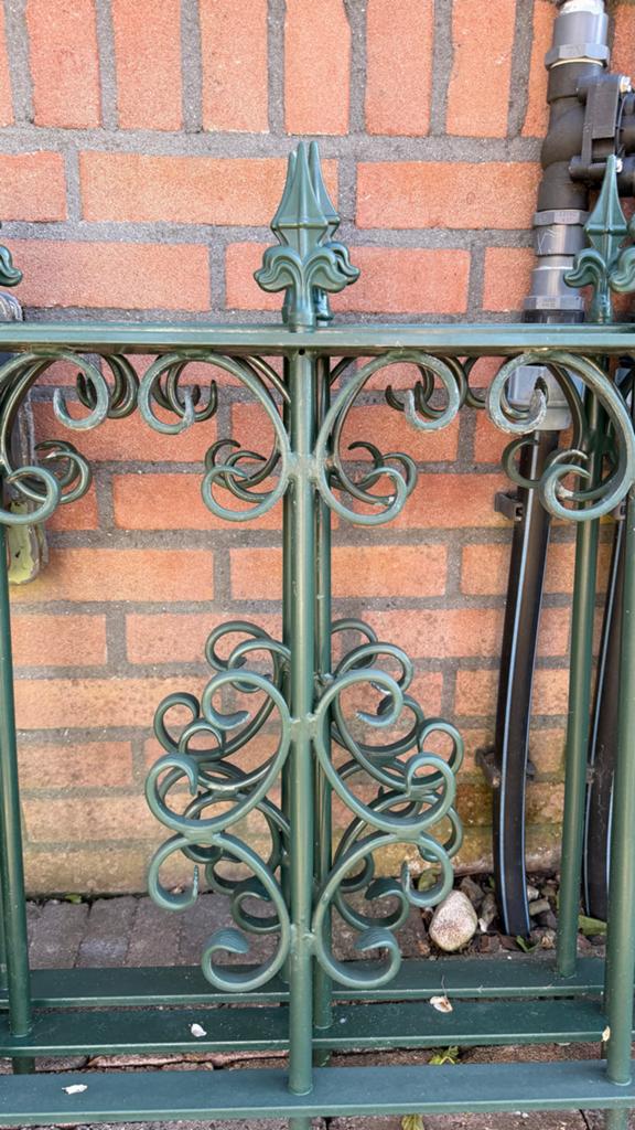 Hekwerk / Sierhekwerk / Tuinhek met palen, Tuin en Terras, Tuinhekken en Hekwerk, Ophalen, Met poort, Zo goed als nieuw, Tuinhek