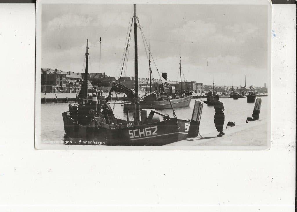 Scheveningen Binnenhaven met Sch 62 naar Limmen 5-5-1951, Ophalen of Verzenden, 1940 tot 1960, Gelopen, Zuid-Holland