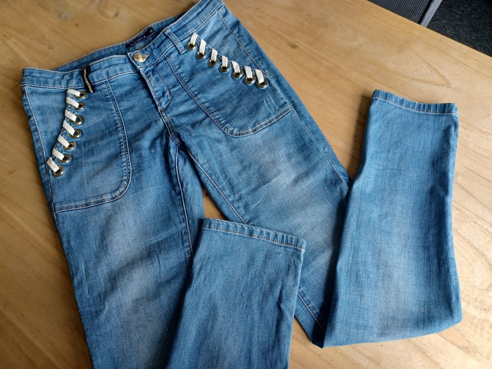 Riverwoods Spijkerbroek W28 Blauw met Leuke Details, Kleding | Dames, Blauw, Ophalen of Verzenden, W28 - W29 (confectie 36), Riverwoods