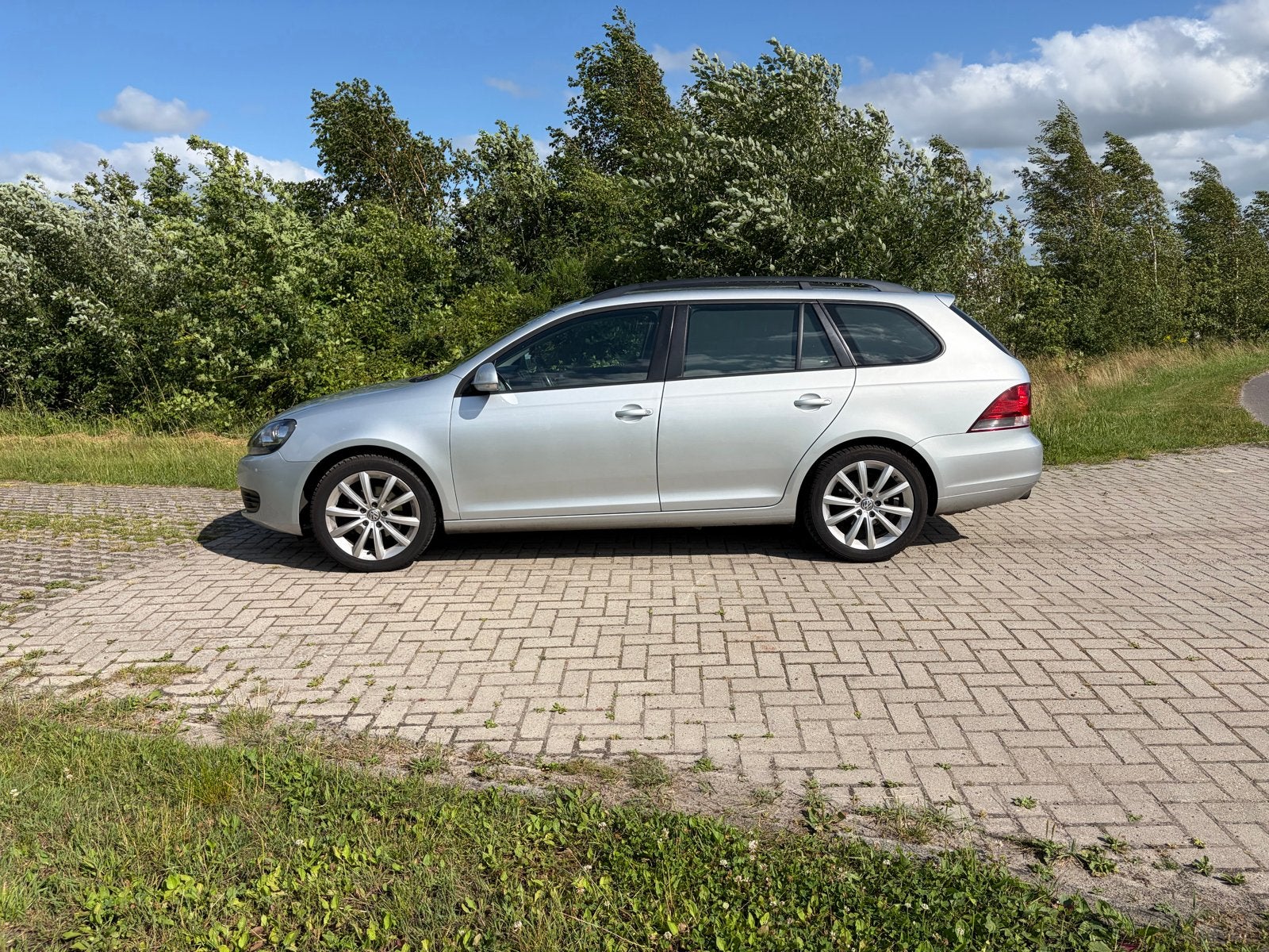 Volkswagen Golf 1.2 TSI 77KW Variant 2011 Grijs, Auto's, Volkswagen, Voorwielaandrijving, 680 kg, 4 cilinders, Origineel Nederlands