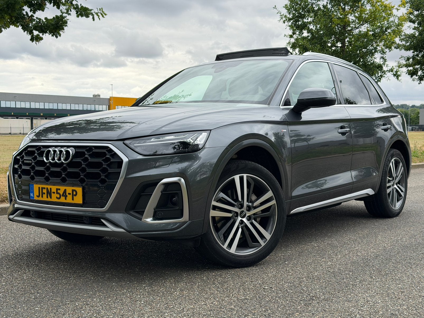 Audi Q5 50 Tfsi e 299pk Phev S Tronic Quattro 2021 Grijs, Auto's, Automaat, Vierwielaandrijving, 2050 kg, SUV of Terreinwagen
