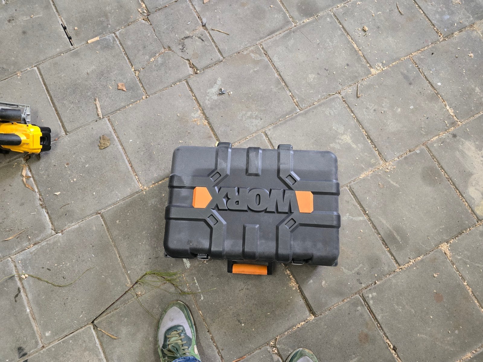 Worx WX333 Boorhamer 1250W met koffer en accessoires, Doe-het-zelf en Verbouw, Gereedschap | Boormachines, Ophalen, Boor- en/of Breekhamer