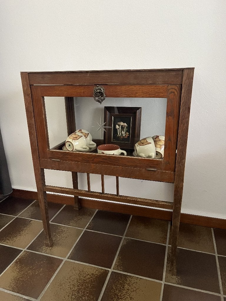 Vintage houten theekastje, Ophalen