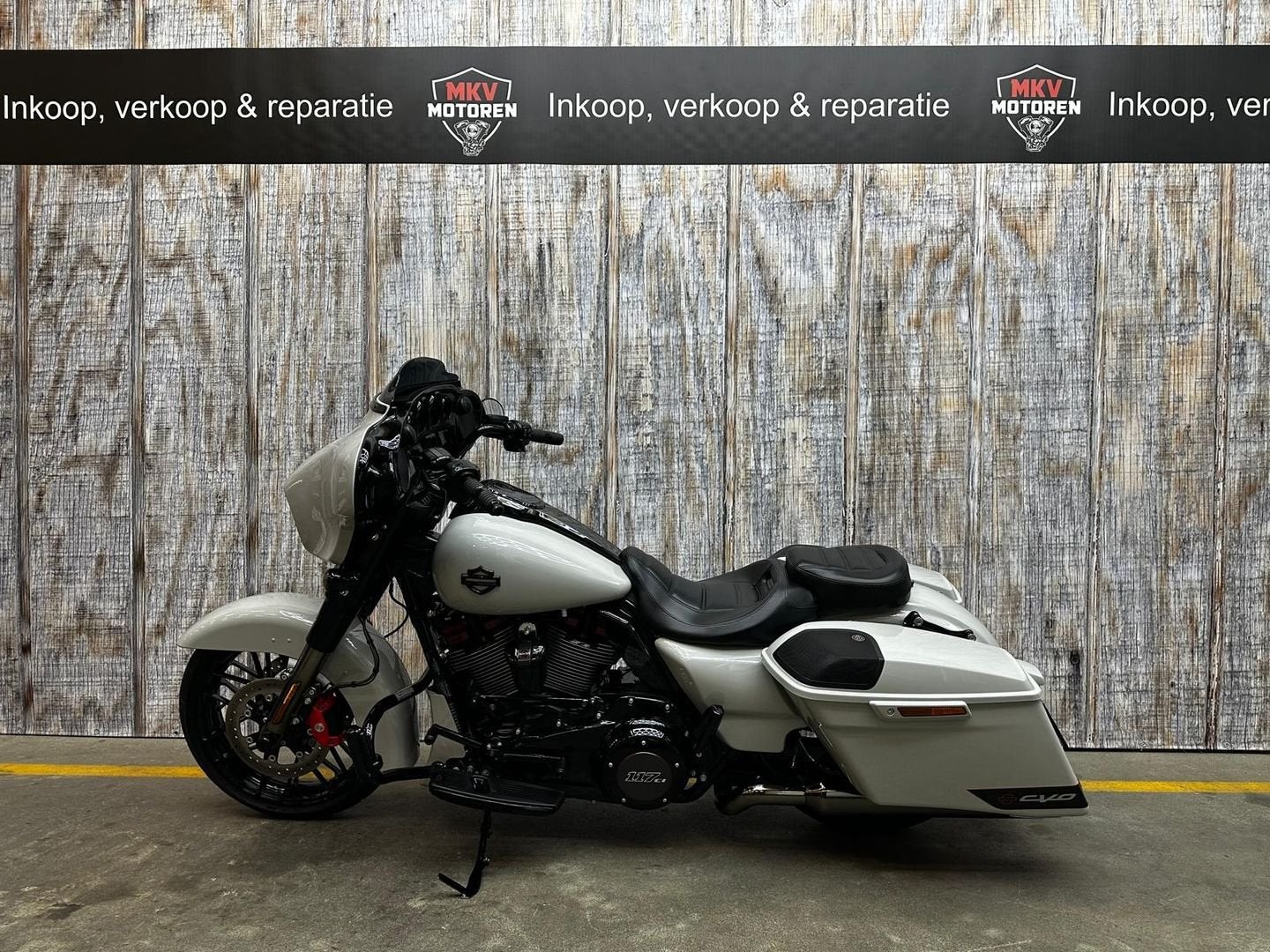 HARLEY-DAVIDSON STREET GLIDE CVO FLHXSE (bj 2020), Motoren, Motoren | Harley-Davidson, 2 cilinders, HARLEY-DAVIDSON, Motorrijbewijs A