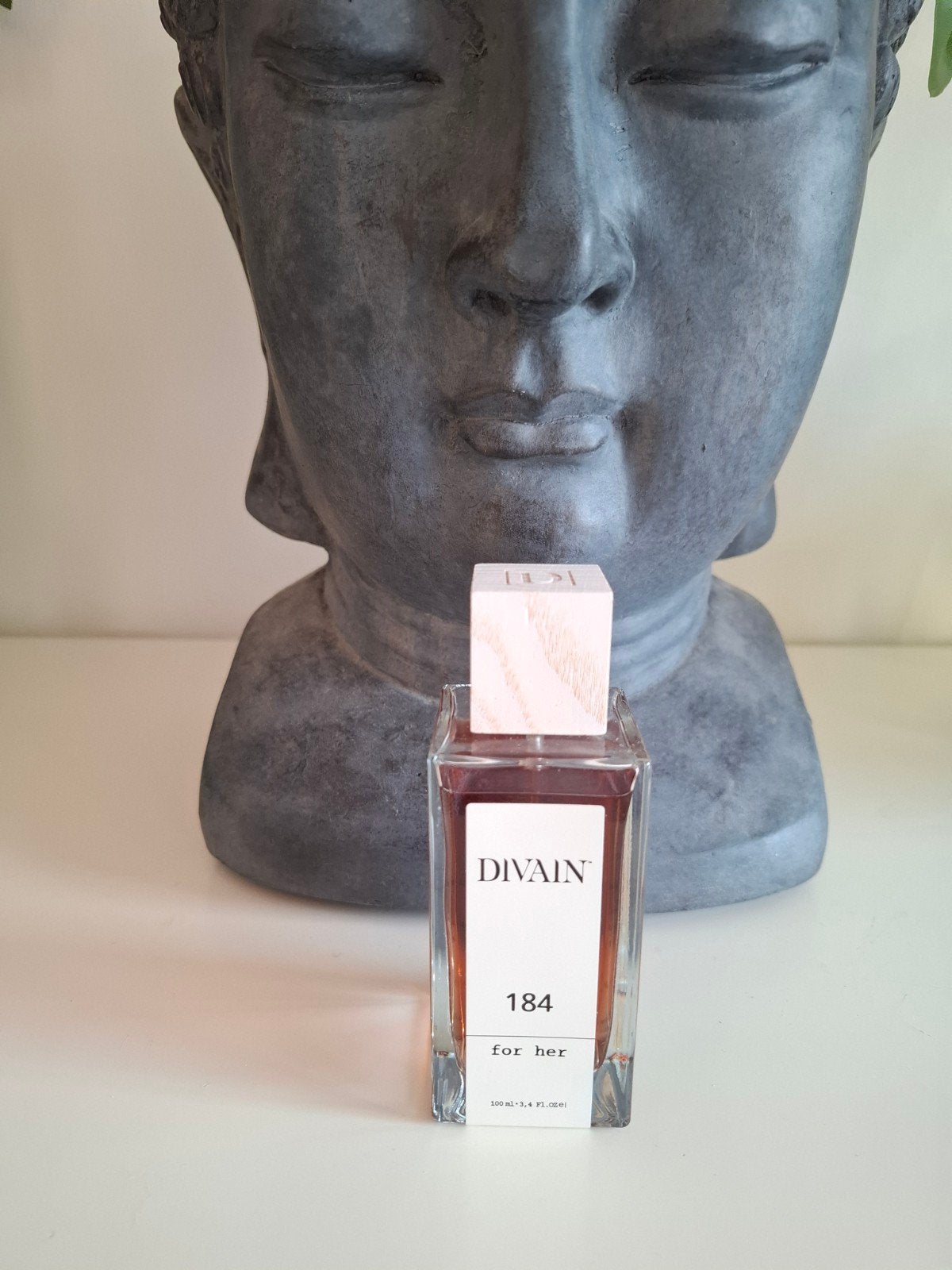 Divain 184 "Poison Girl" -, Ophalen of Verzenden, Zo goed als nieuw
