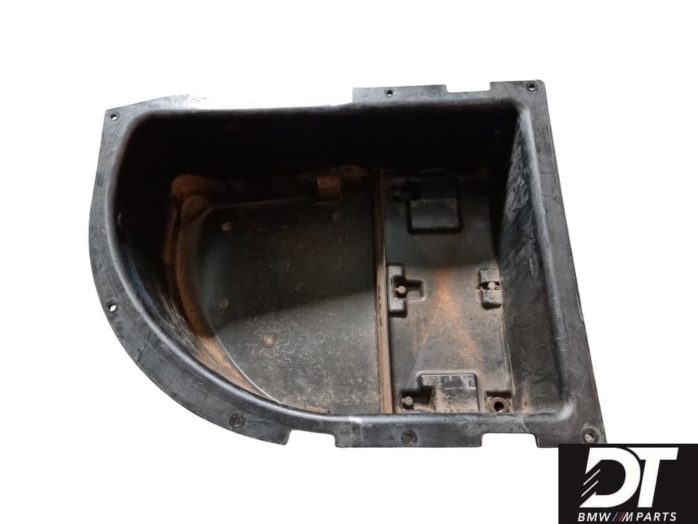 Kofferbak bak BMW M5 E60 V10 S85 S85B50 51717896105, Auto-onderdelen, Interieur en Bekleding, Gebruikt, Ophalen of Verzenden, BMW