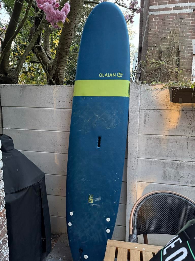 Softtop surfboard 8'0 Olaian, Watersport en Boten, Golfsurfen, Ophalen, Gebruikt, Funboard, Met vinnen