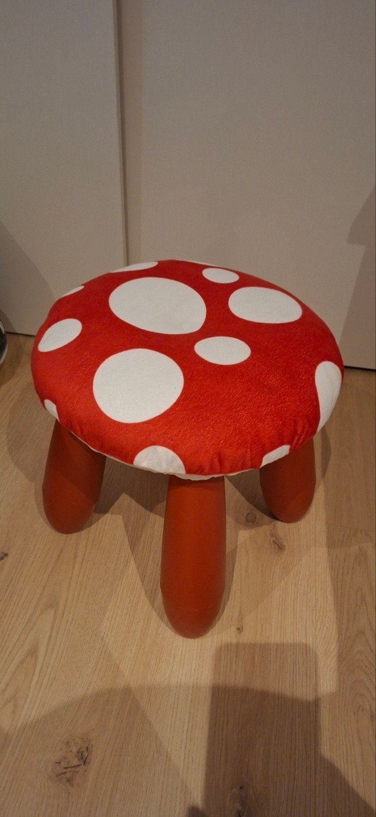 IKEA Mammut krukje met paddenstoelen hoes, Ophalen, Zo goed als nieuw, Stoel(en)