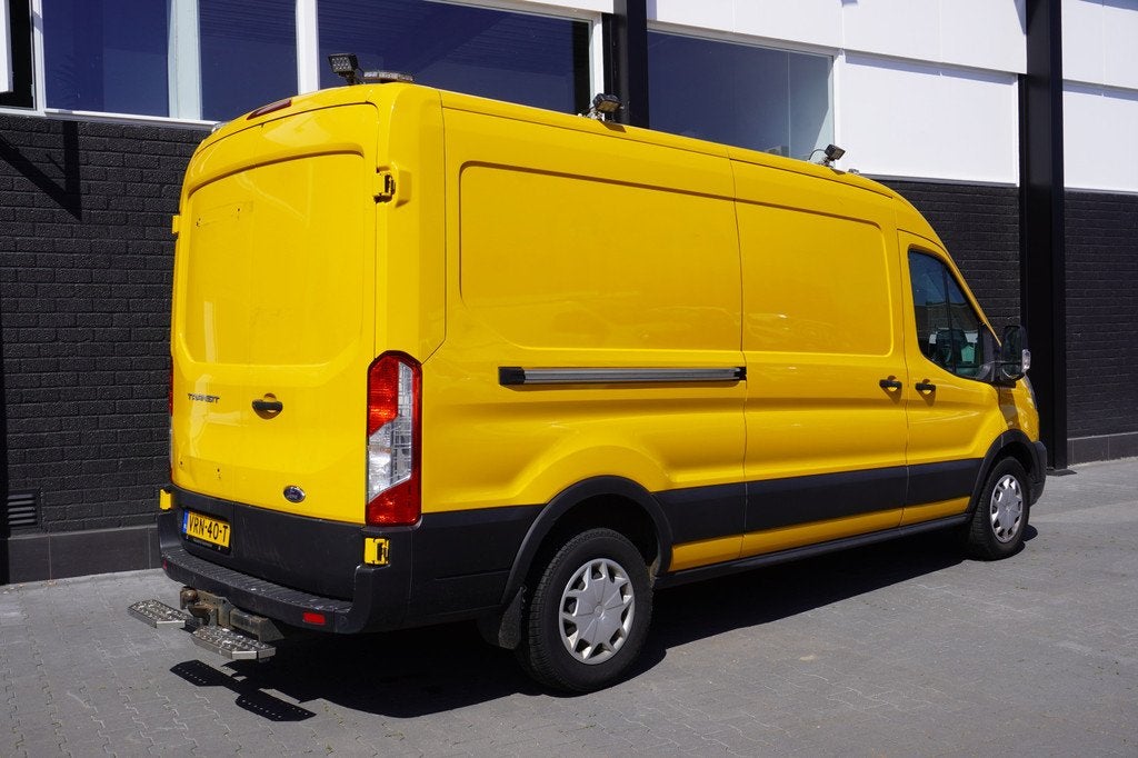 Ford Transit 2.0 TDCI 130PK L3H2 EURO 6 - Airco - Cruise - P, Auto's, Bestelauto's, Voorwielaandrijving, 4 cilinders, Bedrijf