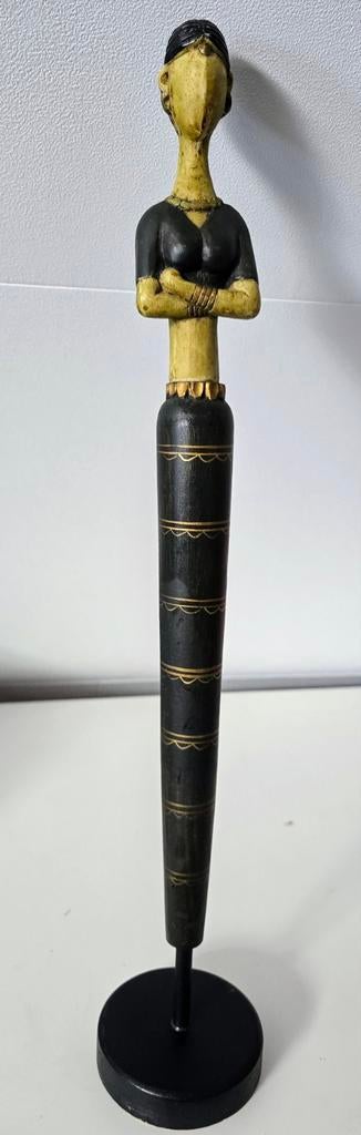 Uniek handgemaakt houten beeld van een vrouw, Ophalen of Verzenden, 20 - 50 cm, Beeld, Hout