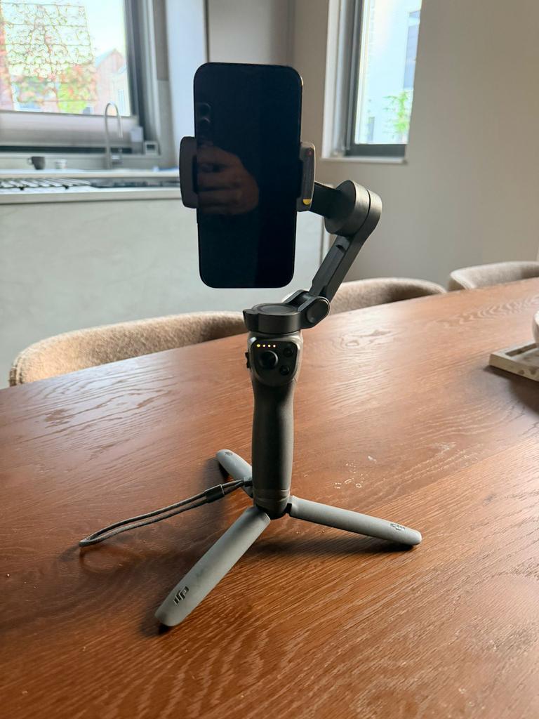 DJI Osmo Mobile 3 - Zo goed als nieuw, Ophalen of Verzenden, Zo goed als nieuw