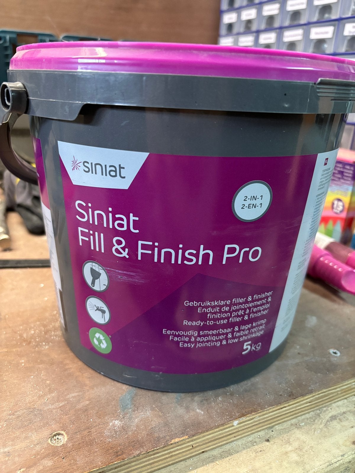 Siniat fill & finisch pro, Doe-het-zelf en Verbouw, Verf, Beits en Lak, Ophalen, Zo goed als nieuw, Wit