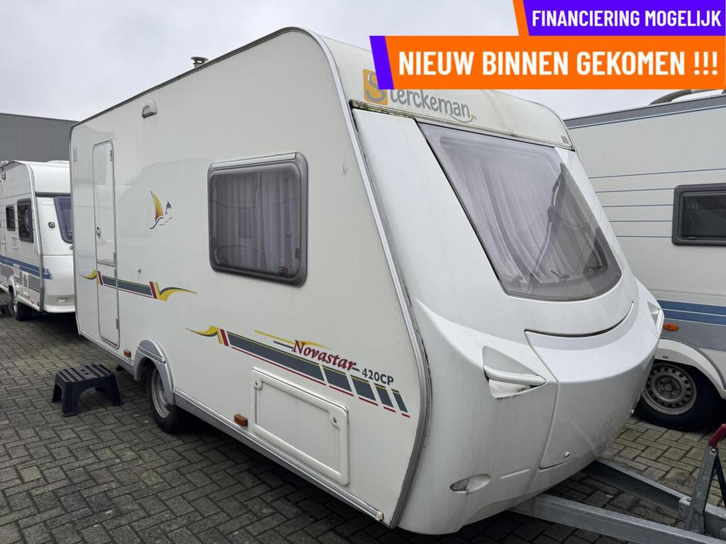 Sterckeman NOVASTAR 420CP DWARSBED, VOORTENT, EINDKEUKEN, Caravans en Kamperen, Sterckeman, Bedrijf, 5 tot 6 meter, Mover