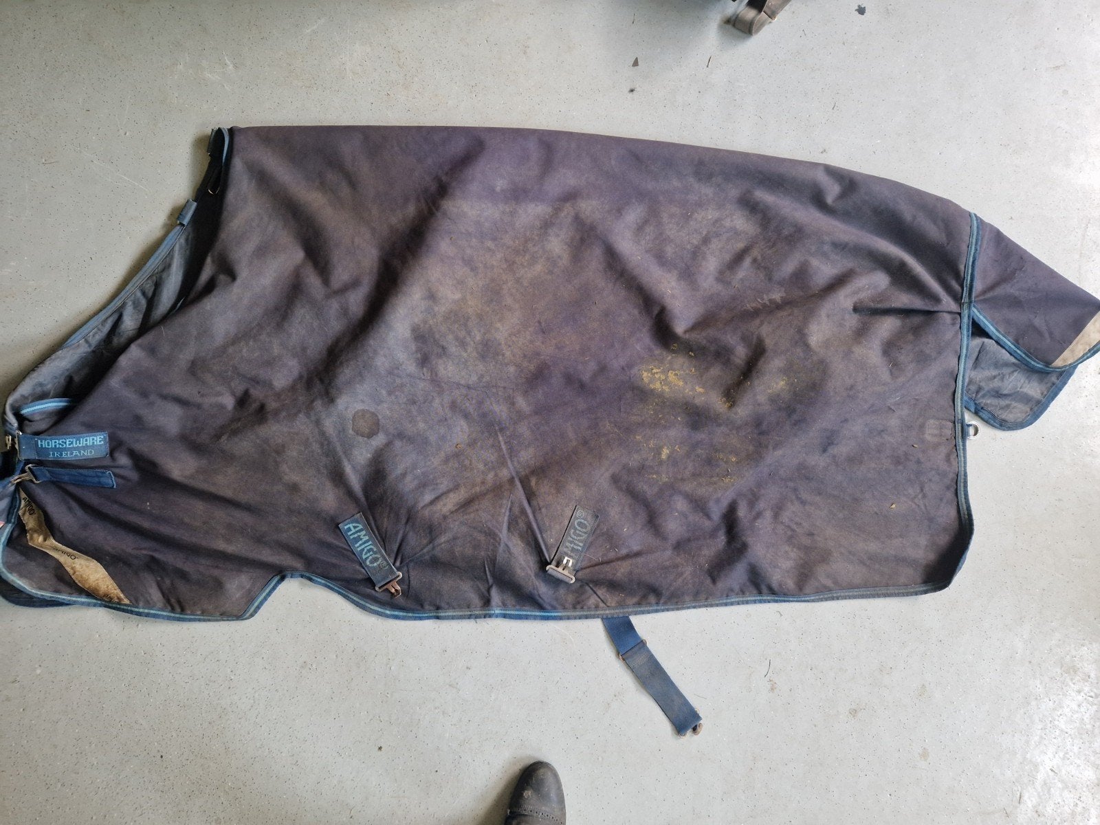 Amigo Bravo 12 100gr 6.3 - 140/191, Dieren en Toebehoren, 100 g, Gebruikt, Ophalen of Verzenden, Dubbele borstsluiting
