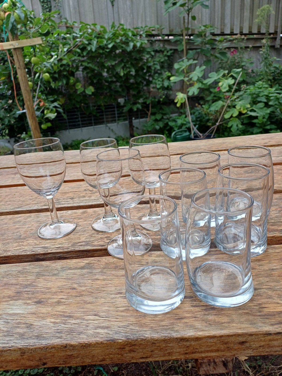 Diverse glazen gratis afhalen, Ophalen