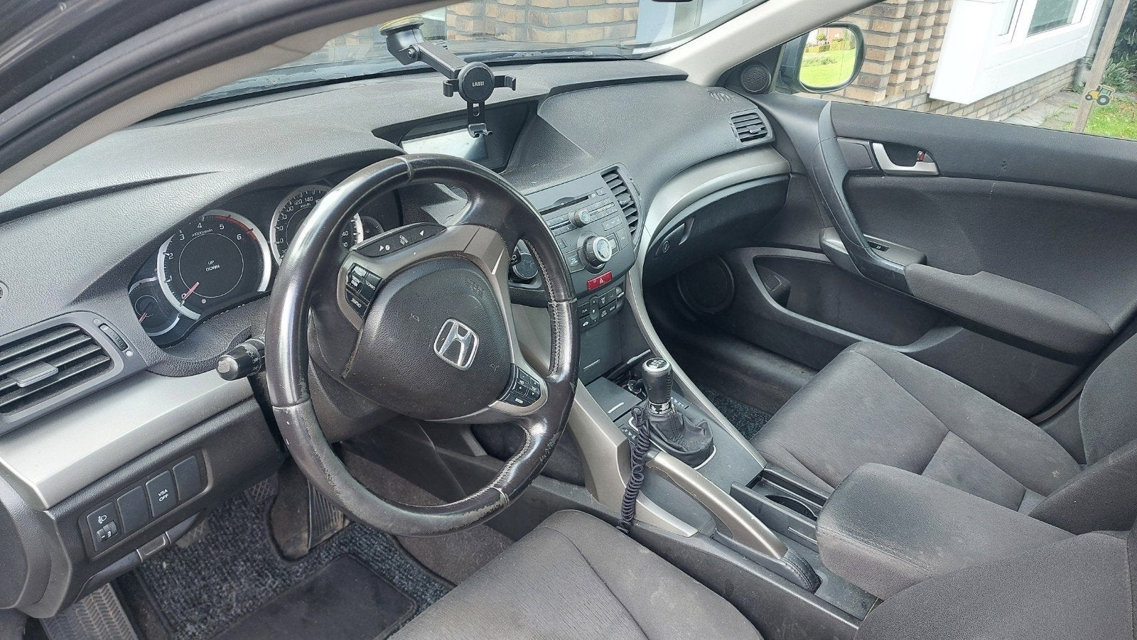 Honda Accord 2.2 D Tourer Elegance 2009 Grijs, Auto's, Voorwielaandrijving, 1750 kg, Particulier, 168 €/maand