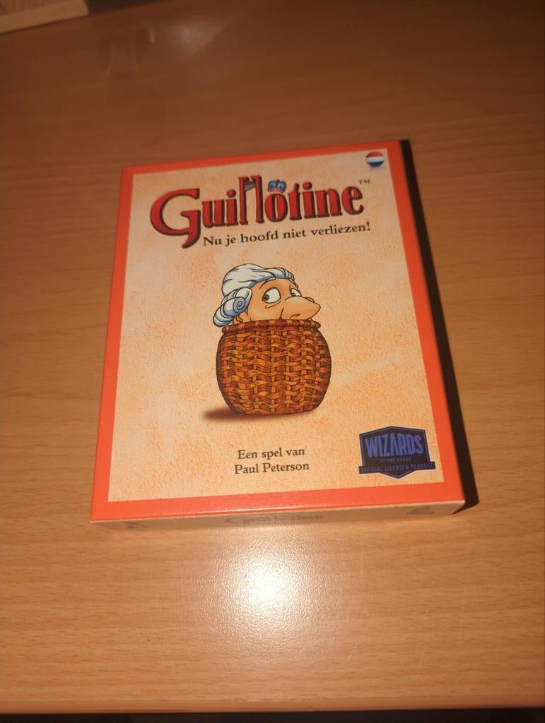 Guillotine kaartspel, Hobby en Vrije tijd, Gezelschapsspellen | Bordspellen, Drie of vier spelers, Ophalen, Zo goed als nieuw