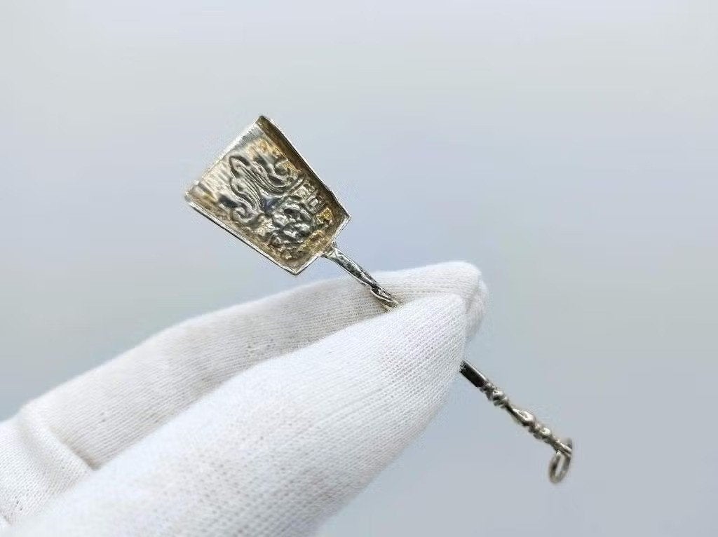 Zilveren miniatuur kolenschep, Amsterdam, ca. 1720