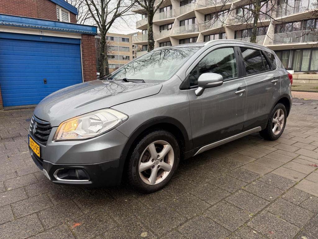 Suzuki SX4 S-Cross 1.6 DDiS Exclusive Panorama Cruise Trekha, Voorwielaandrijving, Euro 5, Stof, Gebruikt