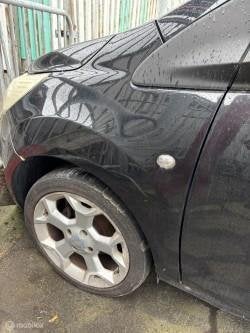 Voorscherm links zwart Ford Ka II ('08-'16), Gebruikt, Ford, Ophalen of Verzenden