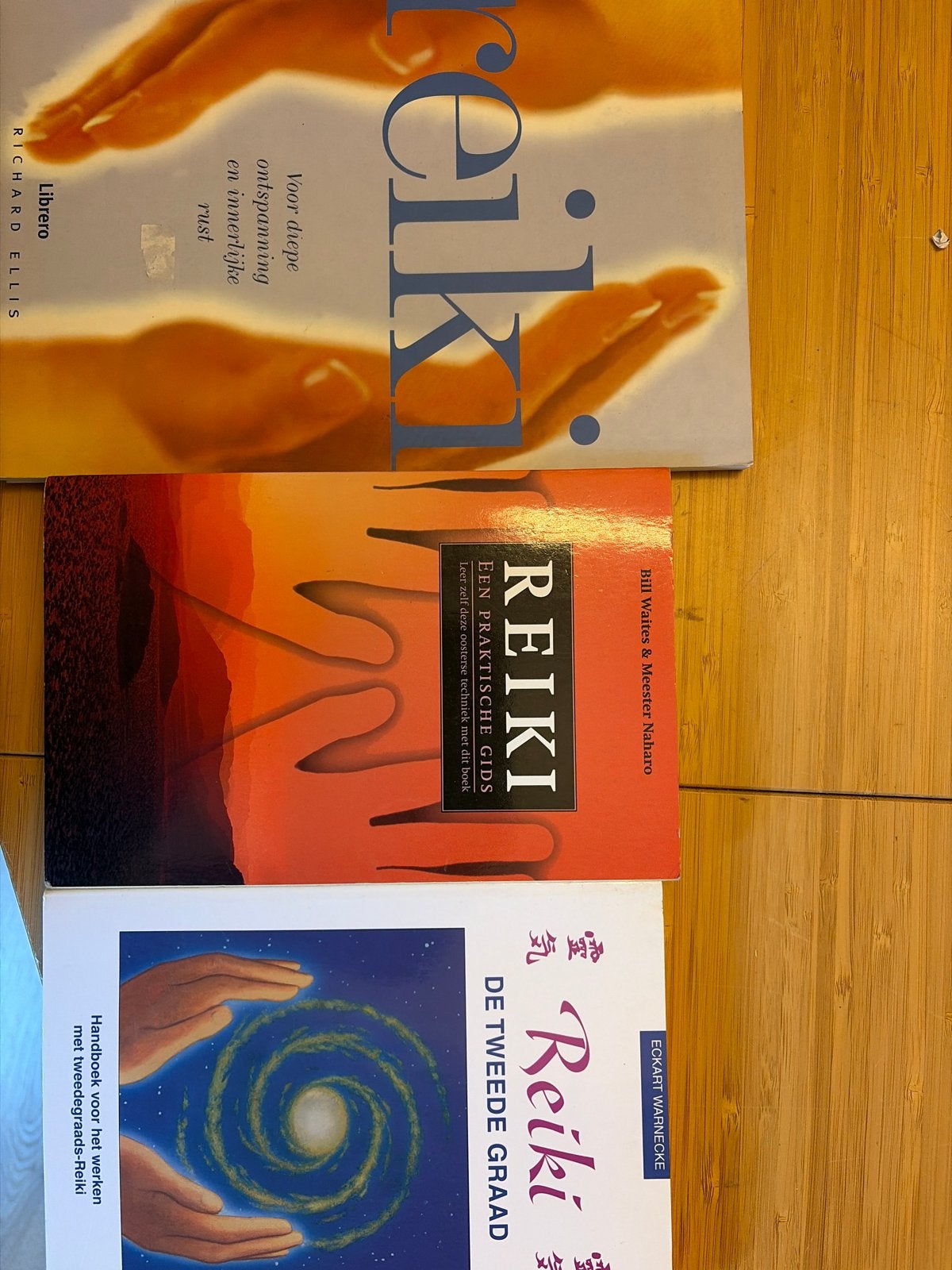 Reiki Boeken Set: Diepe Ontspanning, Praktische Gids & Tweed, Ophalen of Verzenden, Gelezen, Spiritualiteit algemeen, Instructieboek