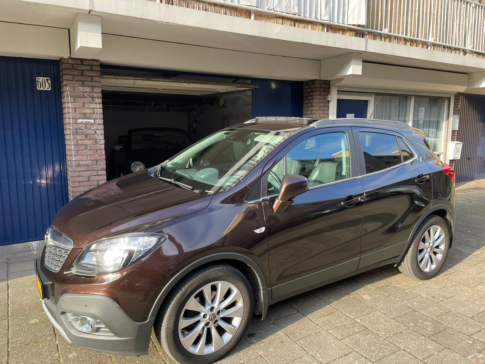 Opel Mokka 1.4i Turbo 16V 103KW Automaat alle optie's  NAP, Auto's, Opel, Euro 5, 15 km/l, Bruin, 1200 kg