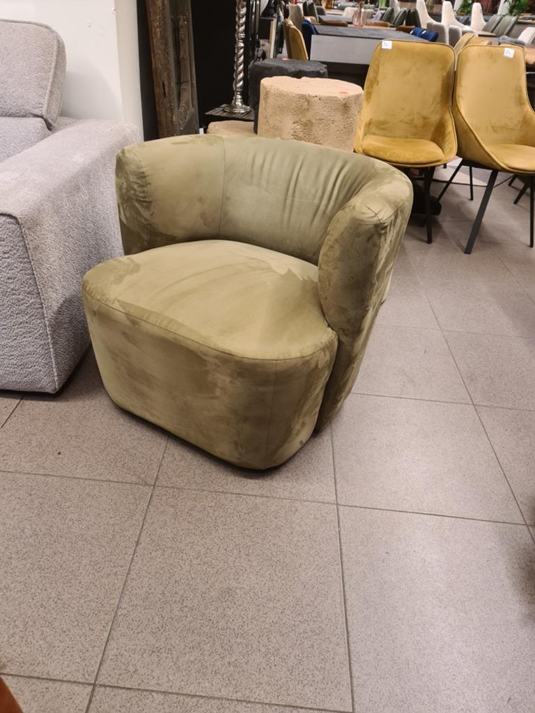 Nieuwe fauteuil cocktail model olijfgroen velvet €120, Ophalen, ., Nieuw, 75 tot 100 cm