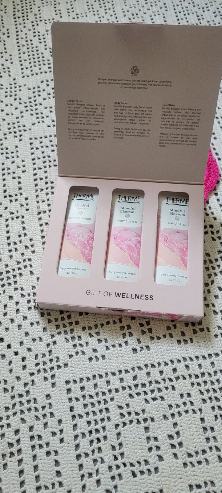 Therme Mindful Blossom Wellness Gift Set, Ophalen of Verzenden, Nieuw, Bad & Douche