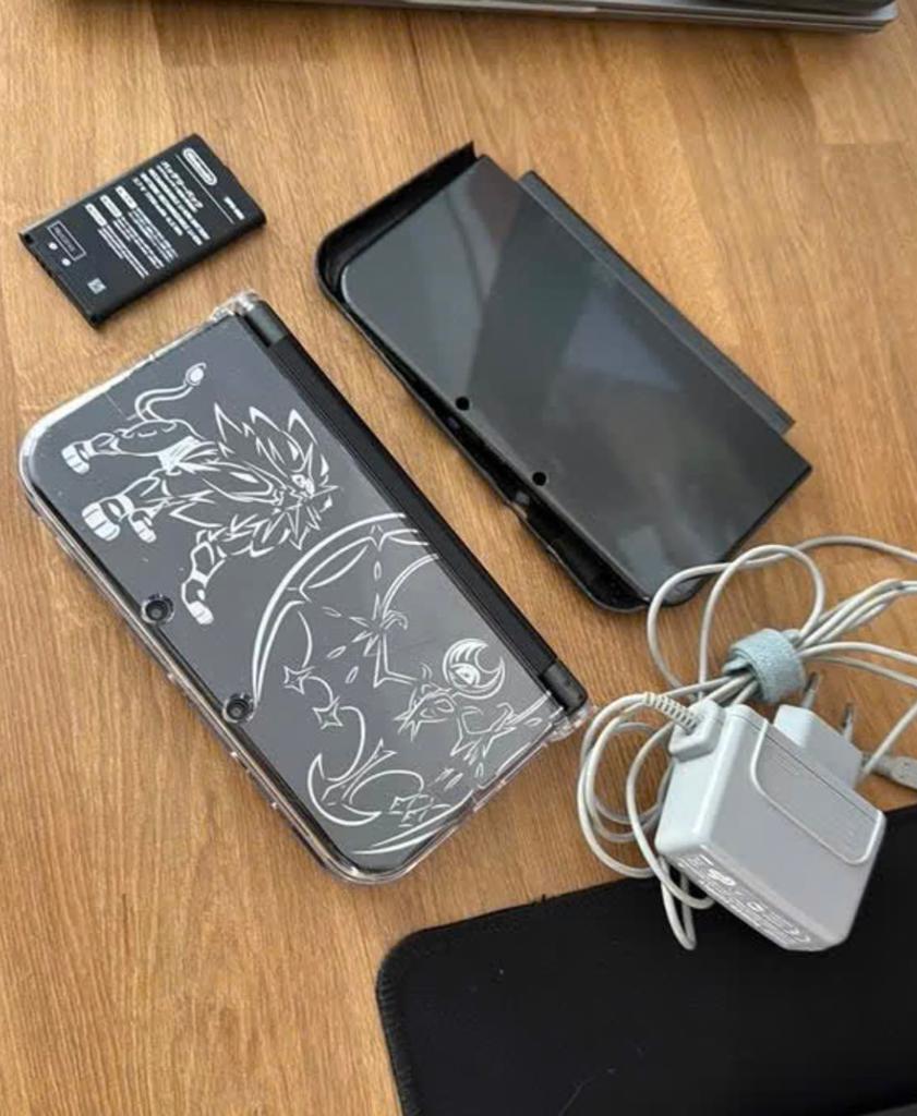 New Nintendo 3DS XL modded, Spelcomputers en Games, Spelcomputers | Nintendo 2DS en 3DS, Zwart, 3DS XL, Ophalen of Verzenden, Zo goed als nieuw