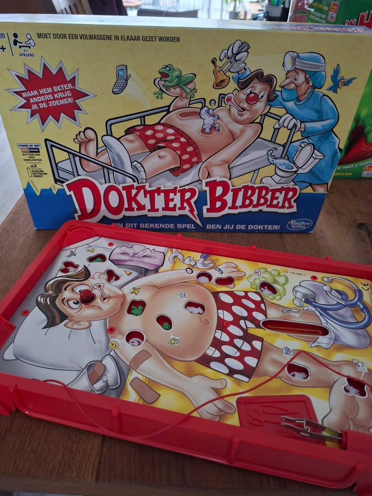 Dokter Bibber spel van Hasbro Gaming, Een of twee spelers, Ophalen, Gebruikt, Hasbro Gaming