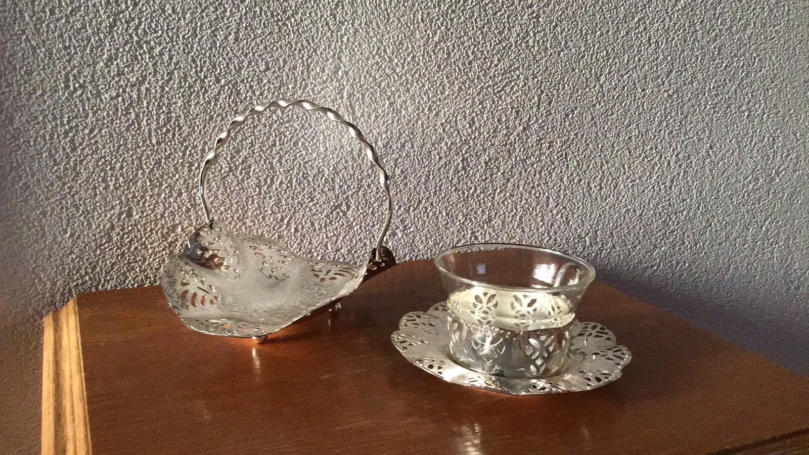 Bonbonschaaltje en thee/koffie kopje, Ophalen of Verzenden