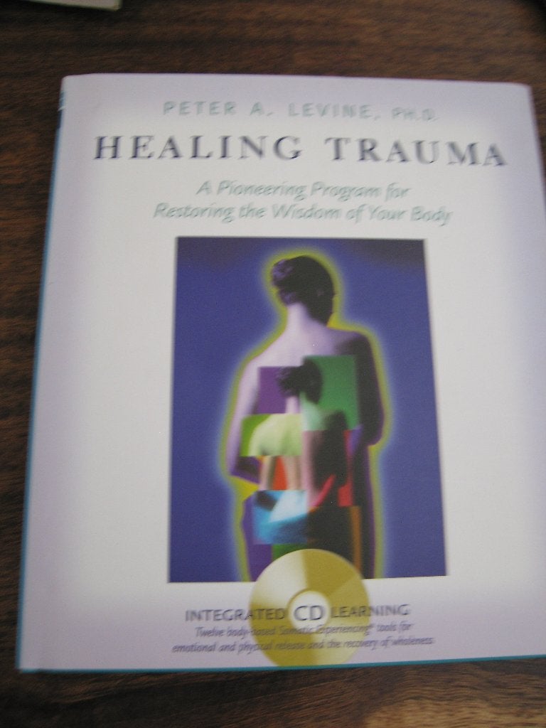 Healing trauma Peter Levine + integrated CD learning, Ophalen of Verzenden, Zo goed als nieuw