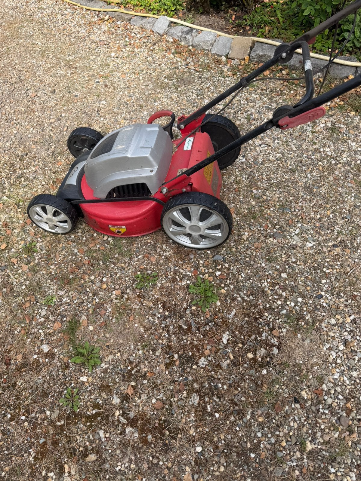 HVC EM 460E grasmaaier defect, Tuin en Terras, Grasmaaiers, Cirkelmaaier, Gebruikt, Elektrische grasmaaier, Ophalen of Verzenden