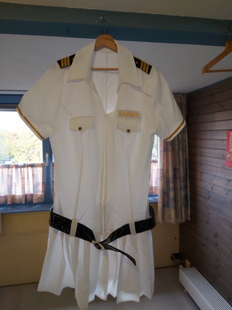 Kapitein kleding dame, Ophalen, Carnaval, Maat 46/48 (XL) of groter, Zo goed als nieuw