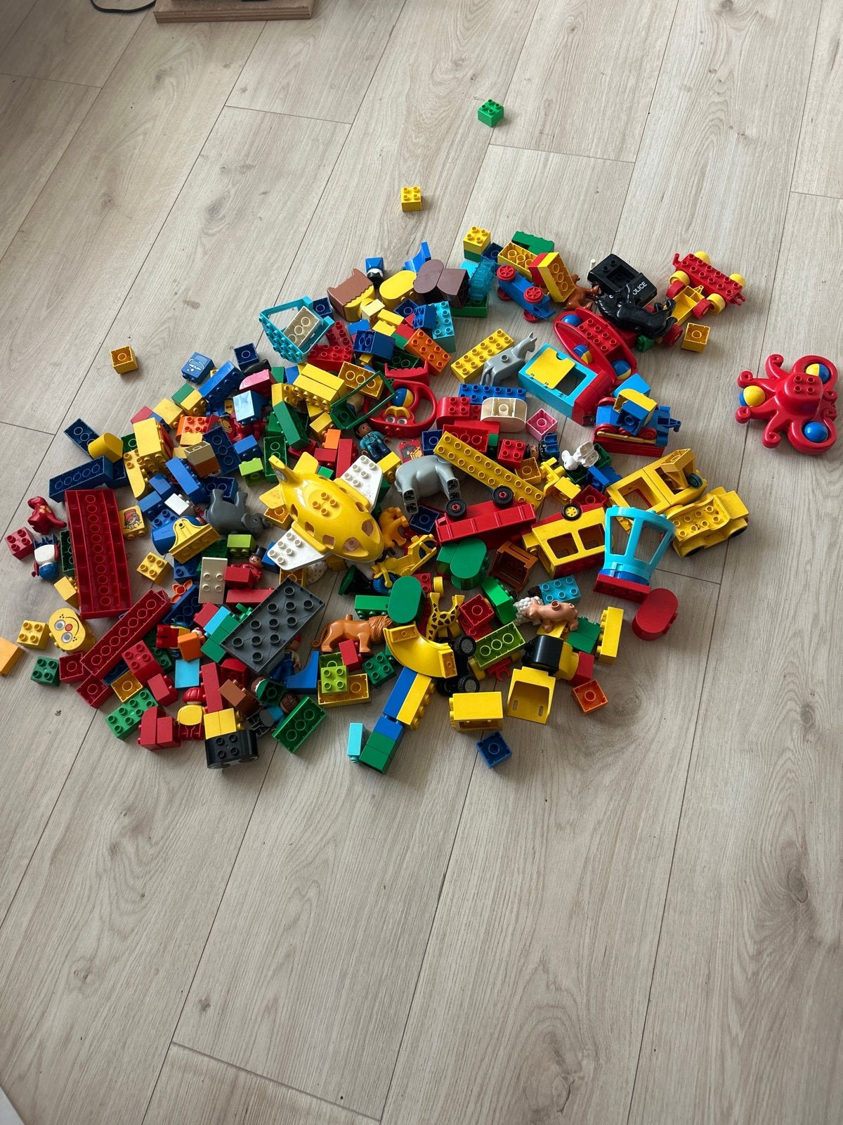 Grote verzameling Duplo blokken en figuren, Ophalen, Gebruikt, Inclusief extra onderdelen, Duplo