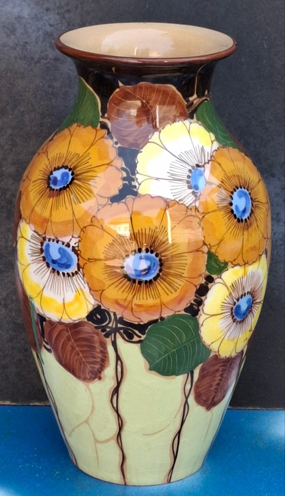 Vaas. Porselein. Handpainted. Floraal. Ca 1900/1930. 23 cm., Antiek en Kunst, Ophalen