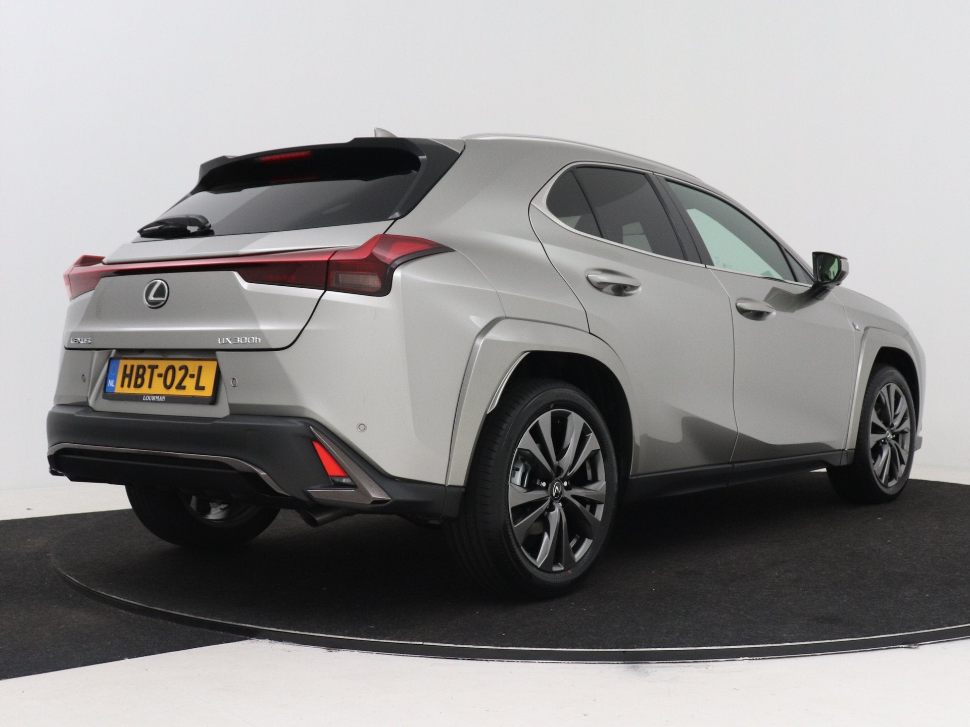 Lexus UX 300h F SPORT Line | 360 Camera | Leder | LM velgen, Auto's, Lexus, 4 cilinders, 184 pk, 1987 cc, Zilver of Grijs