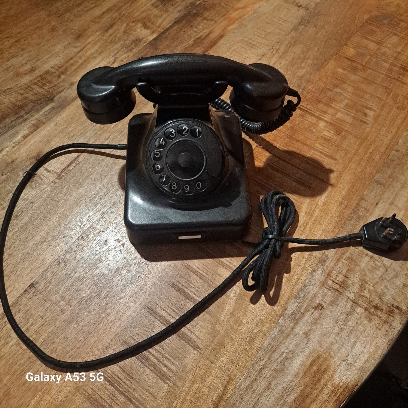 Vintage bakelieten PTT draaischijf telefoon - Zwart, werkend, Ophalen