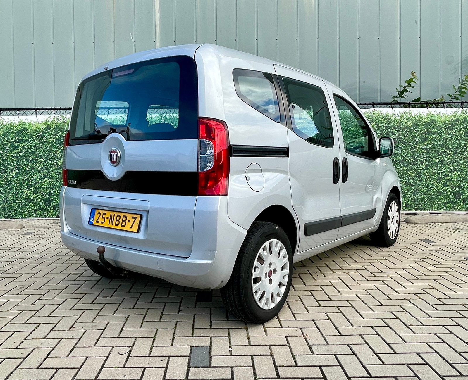 Fiat Qubo 1.4 | Airco | Trekhaak |  NAP | Nieuwe APK |, Auto's, Voorwielaandrijving, 4 cilinders, 400 kg, Origineel Nederlands