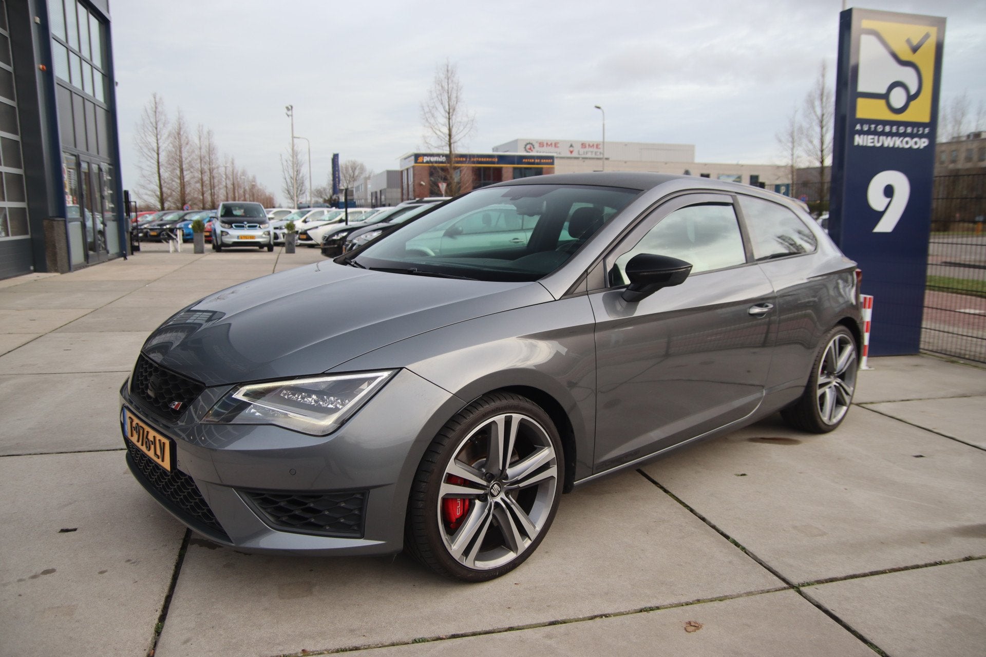 SEAT Leon SC 2.0 TSI Cupra 280 H6 Dealer ond, DCC, Navi, 2x, Voorwielaandrijving, 15 km/l, 4 cilinders, 1984 cc