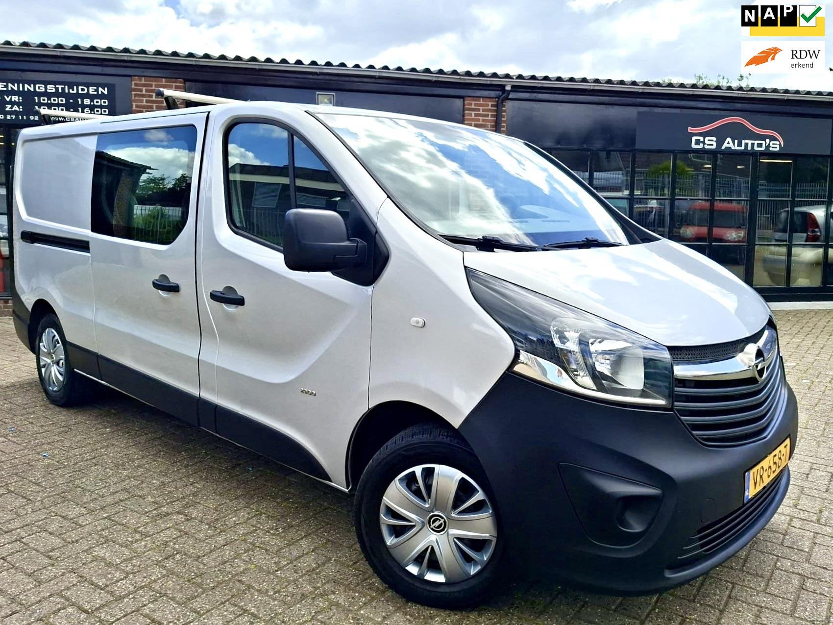 Opel Vivaro 1.6cdti|l2|dubbel cabine|airco|cruise.control, Auto's, Voorwielaandrijving, Euro 5, 15 km/l, Gebruikt