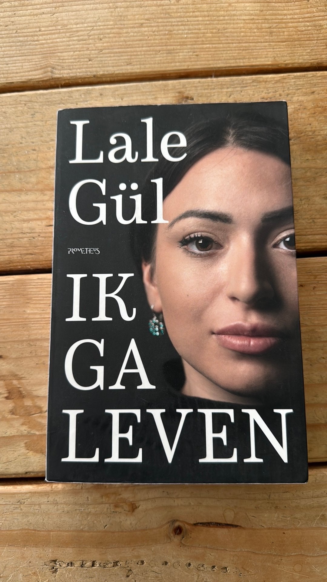 Lale Gül - Ik ga leven, Boeken, Ophalen of Verzenden, Zo goed als nieuw, Lale Gül