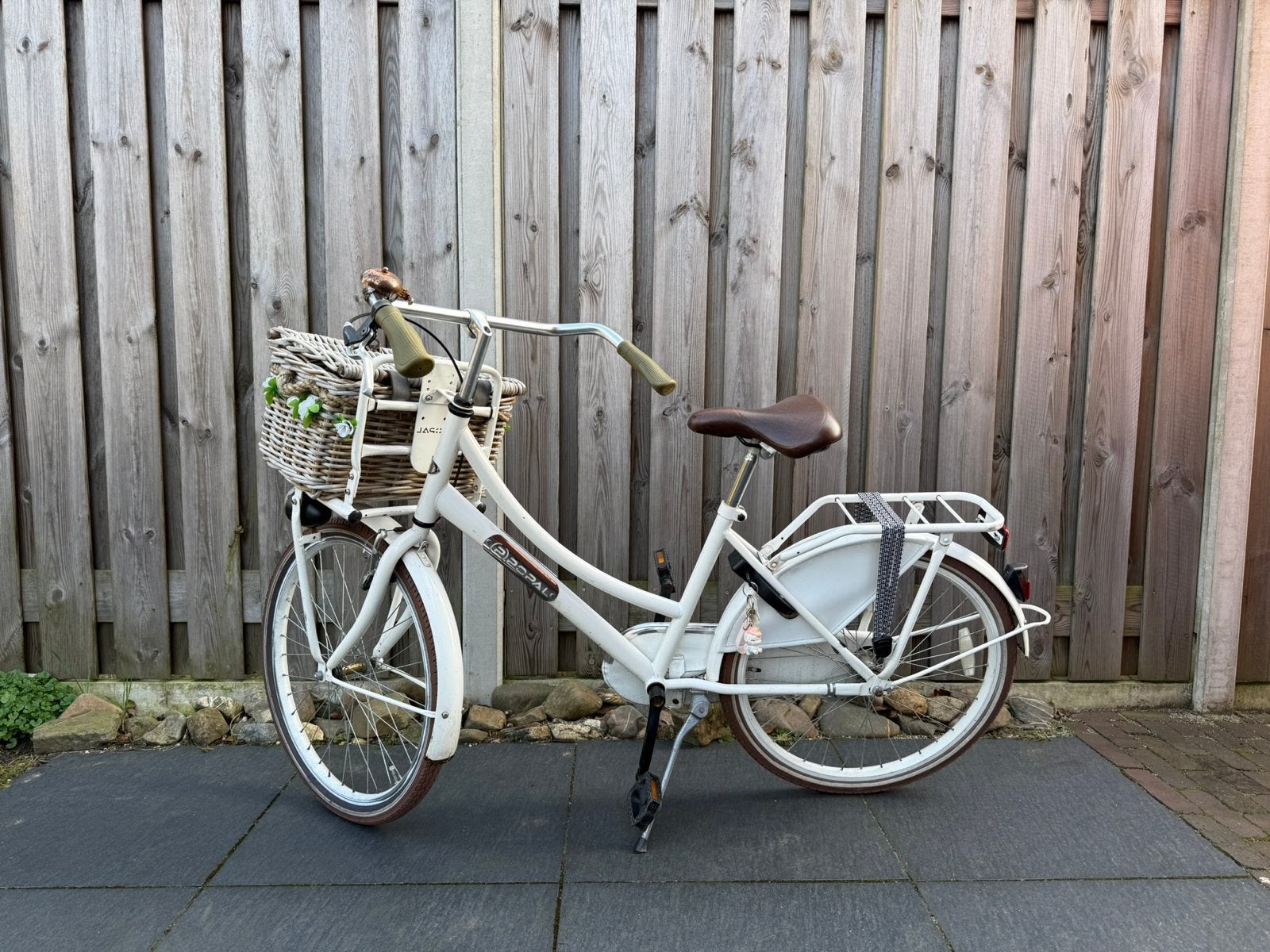 Popal meisjesfiets 24 inch met mand, Ophalen, Gebruikt, 20 inch of meer