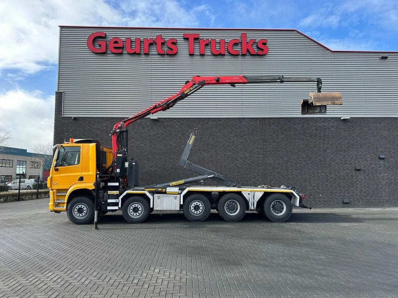 Ginaf X6 5250 CSE 10X4PALFINGER HAAKARMSYSTEM / ABROLLKIPPER, Euro 6, Geel, Bedrijf, Diesel