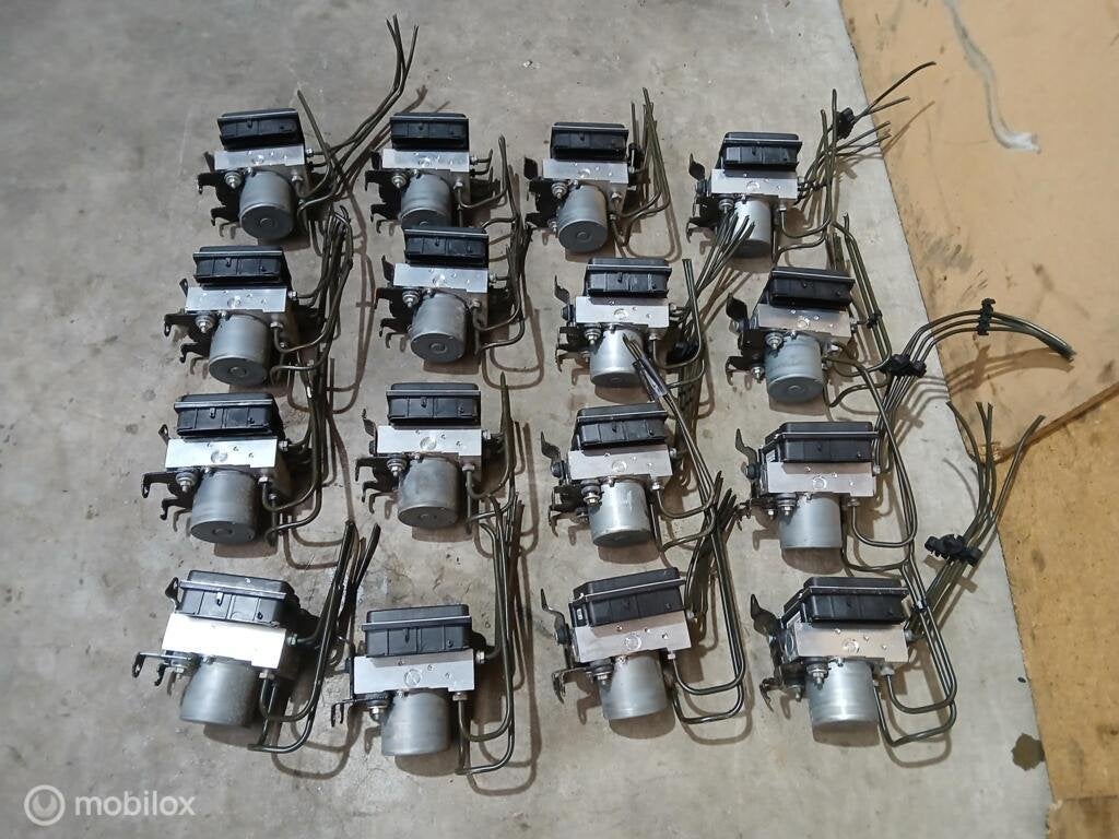 Range Rover Sport Rempomp Rembekrachtiger ABS Rem Pomp, Land Rover, Ophalen of Verzenden