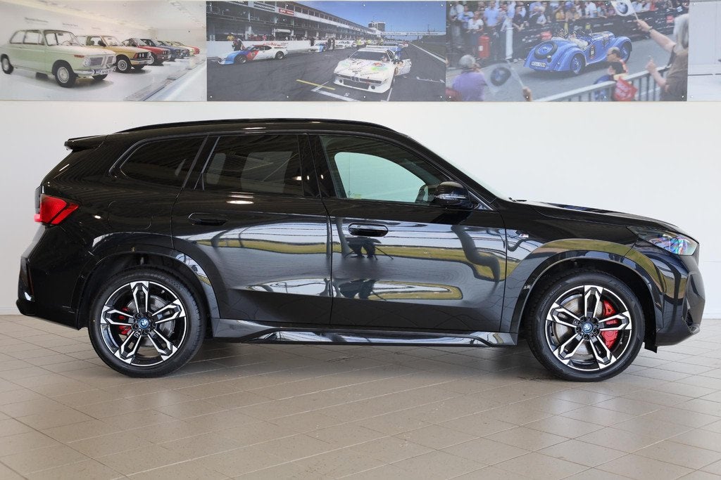 BMW iX1 eDrive20 | M Sportpakket Pro | Driving Assistant Plu, Auto's, BMW, 514 km, Gebruikt, 750 kg, Met garantie (alle)