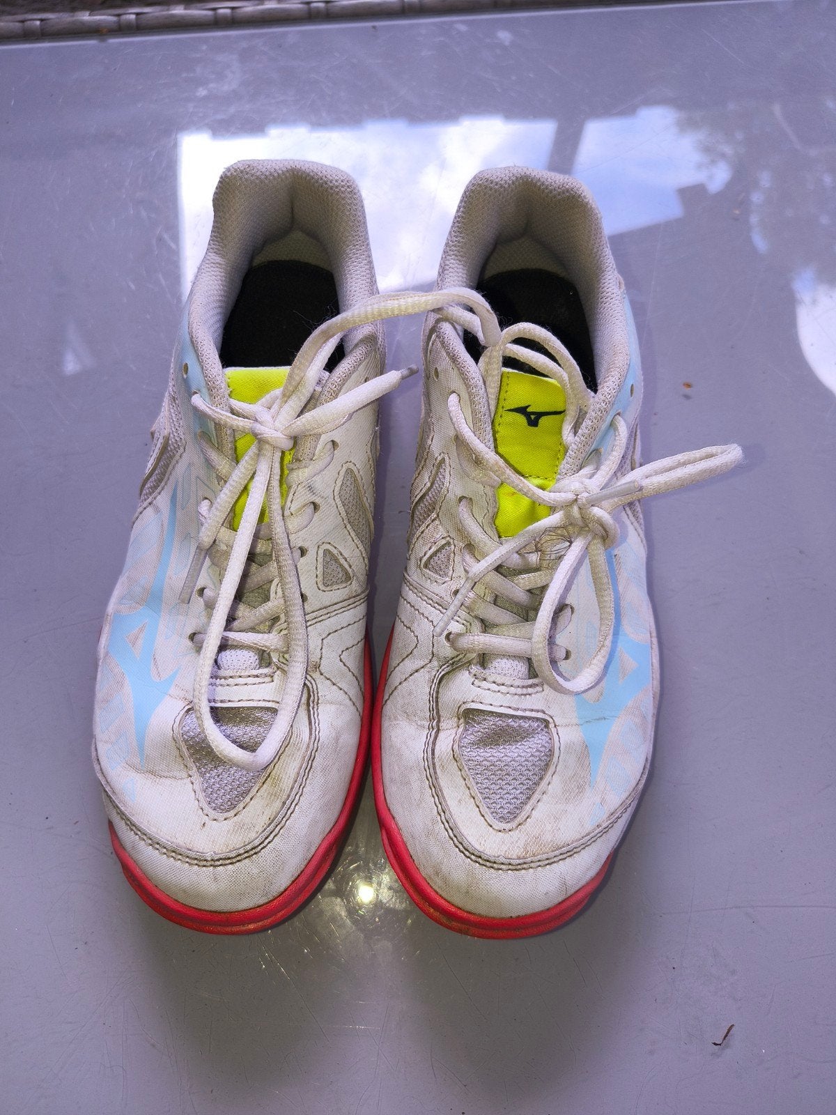 Mizuno hockeyschoenen korfbal veldschoenen - Maat 36,5, Ophalen of Verzenden, Gebruikt, Schoenen