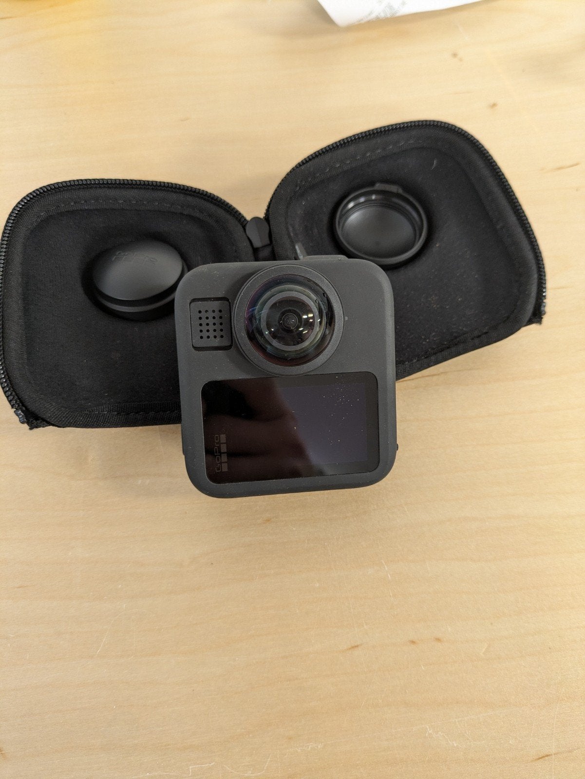 Foto 5 van GoPro Max 2 True 8K 360 Action Camera met accessoires
