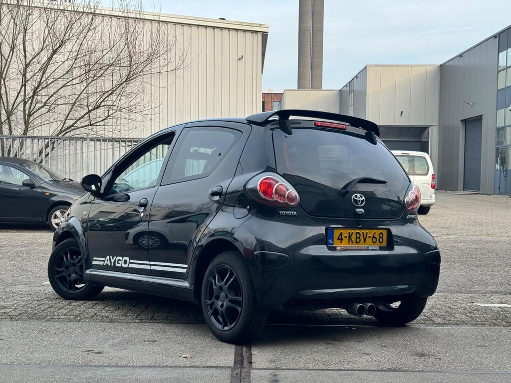 Toyota Aygo 1.0|VVT-i|AIRCO|ELEK.RAMEN|SPORT UITLAAT|APK|201, Euro 5, Gebruikt, 4 stoelen, Origineel Nederlands